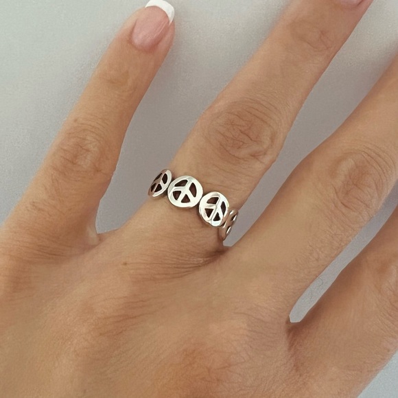 Sterling silver peace sign ring, peace sign band ring, peace sign ring, band - Picture 7 of 9